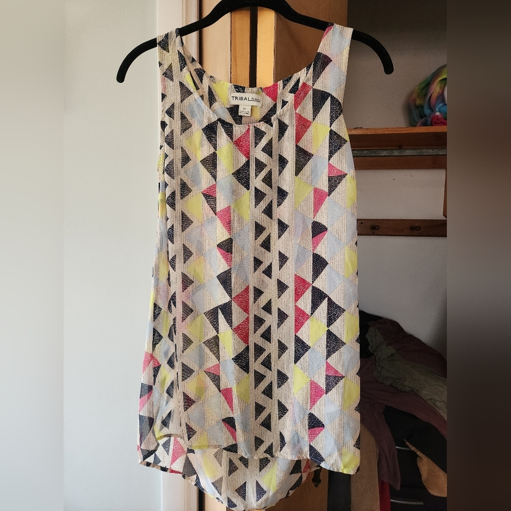 Tribal Jean's Sleeveless shear shirt - size xs